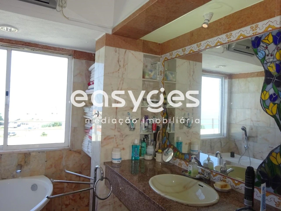 Apartamento T3 para Venda em Nazare Foto 9