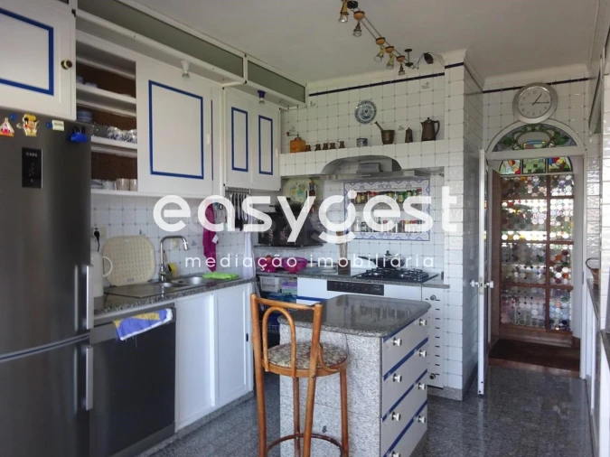 Apartamento T3 para Venda em Nazare Foto 3