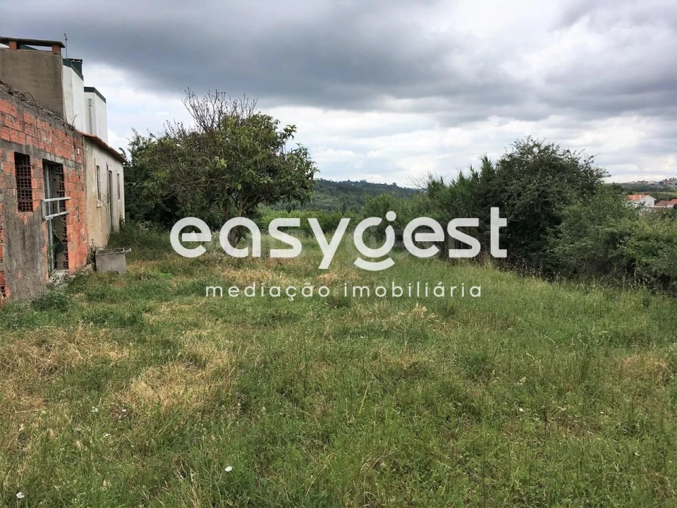 Terreno para Venda em Evora de Alcobaça Foto 1