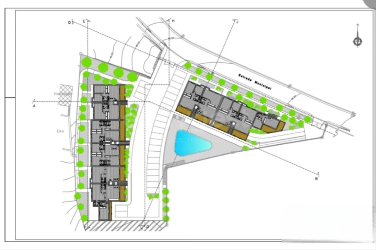 Terreno para Venda em Estômbar e Parchal Foto 4