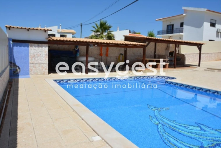 Moradia T10 para Venda em Albufeira e Olhos de Água Foto 2