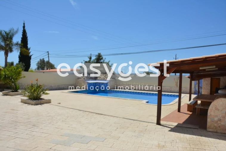 Moradia T10 para Venda em Albufeira e Olhos de Água Foto 38