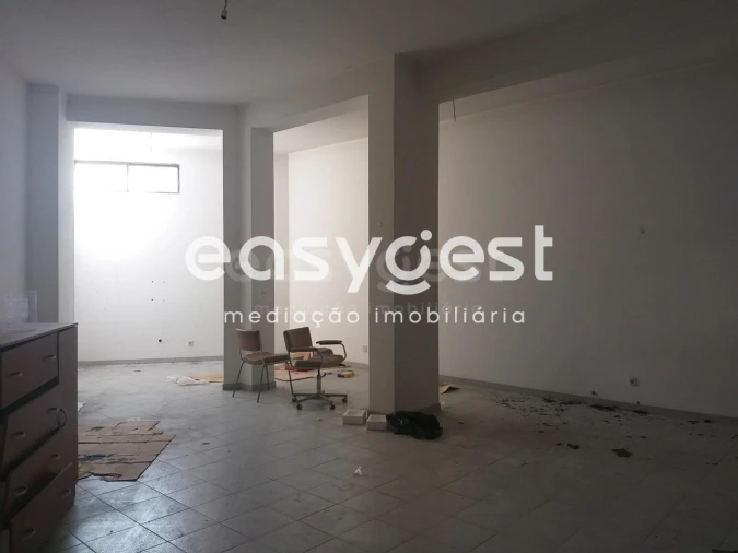 Loja para Venda em Ferragudo Foto 6