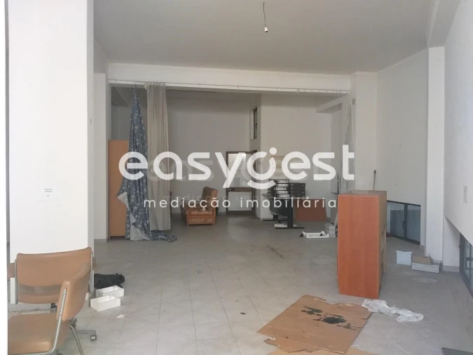 Loja para Venda em Ferragudo Foto 8