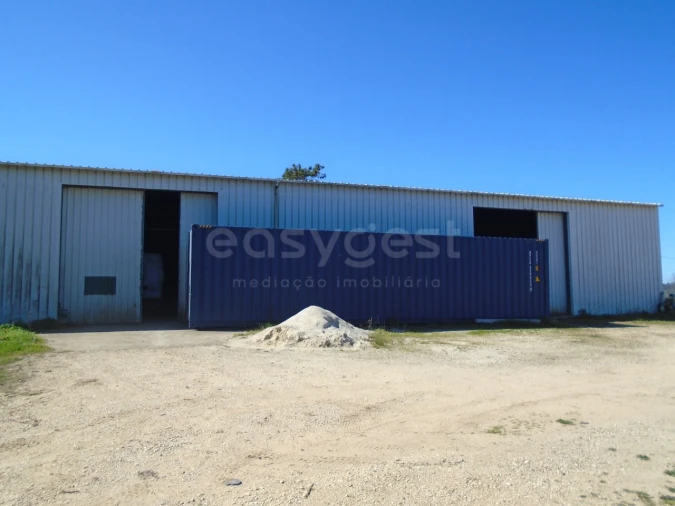 Armazém para Venda em Maiorga Foto 2