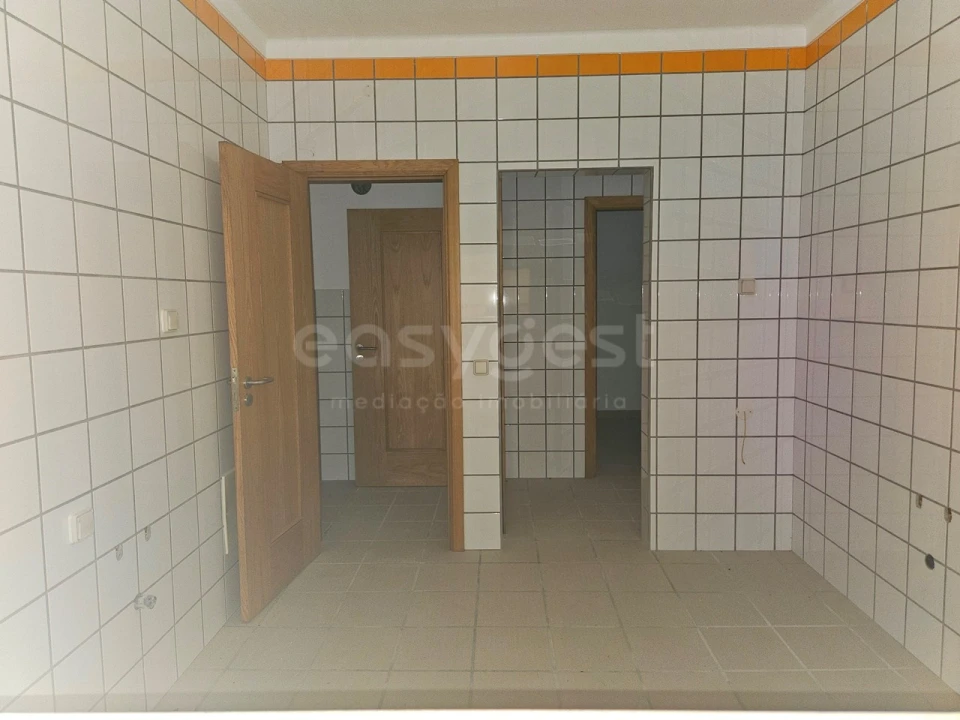 Negócio para Venda em Ferragudo Foto 6