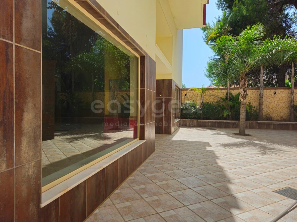 Negócio para Venda em Ferragudo Foto 18