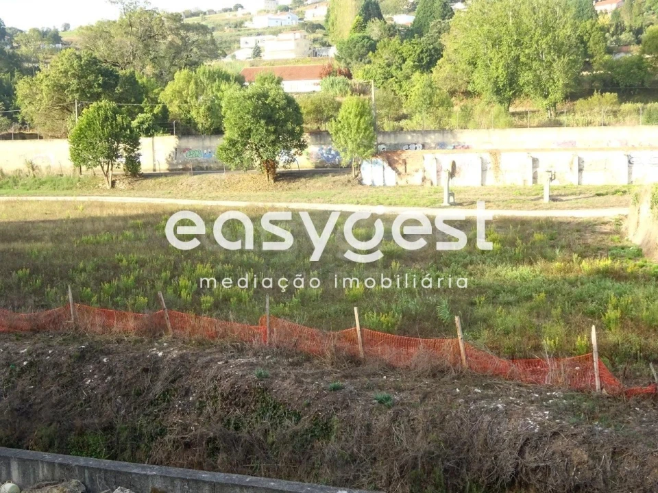 Terreno para Venda em Alcobaça e Vestiaria Foto 3