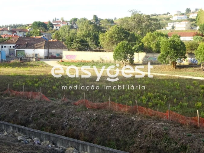 Terreno para Venda em Alcobaça e Vestiaria Foto 2