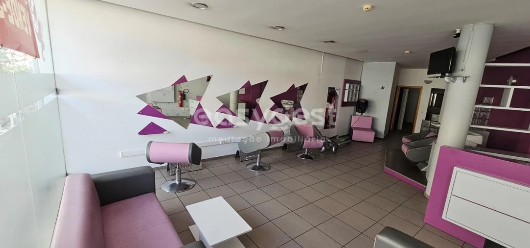 Loja para Venda em Marinha Grande