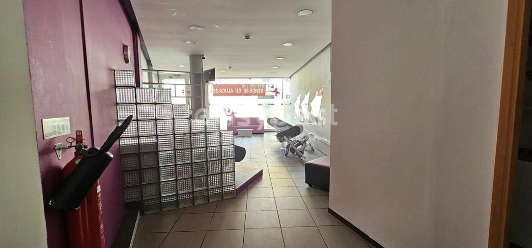 Loja para Venda em Marinha Grande Foto 18