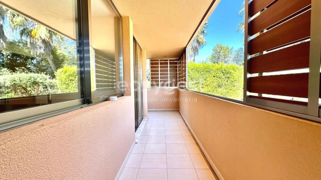Moradia T4 para Venda em Guia Foto 14