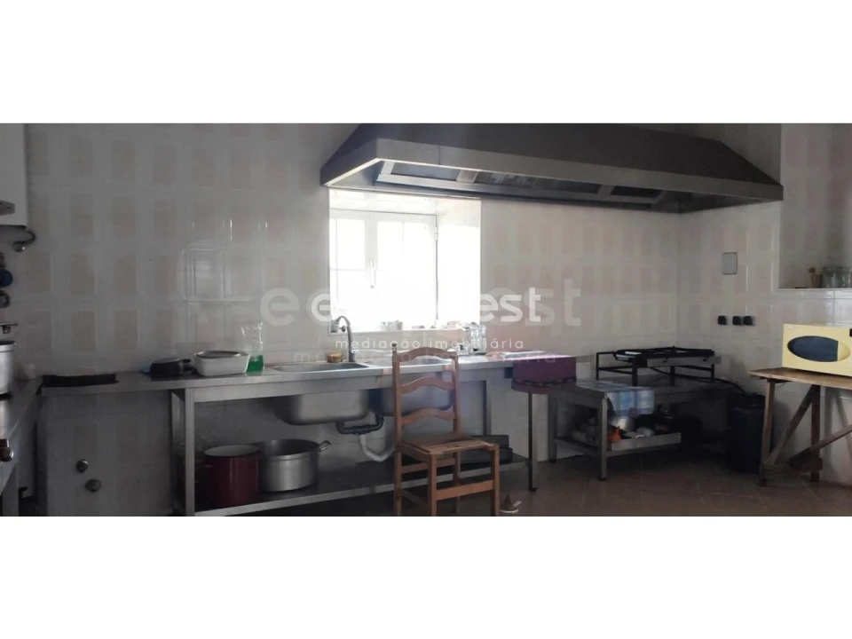 Moradia T11 para Venda em Escalhão Foto 26