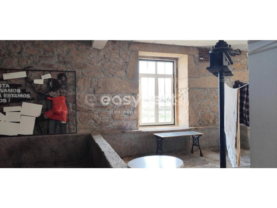 Moradia T11 para Venda em Escalhão Foto 27