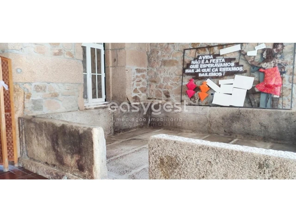 Moradia T11 para Venda em Escalhão Foto 28