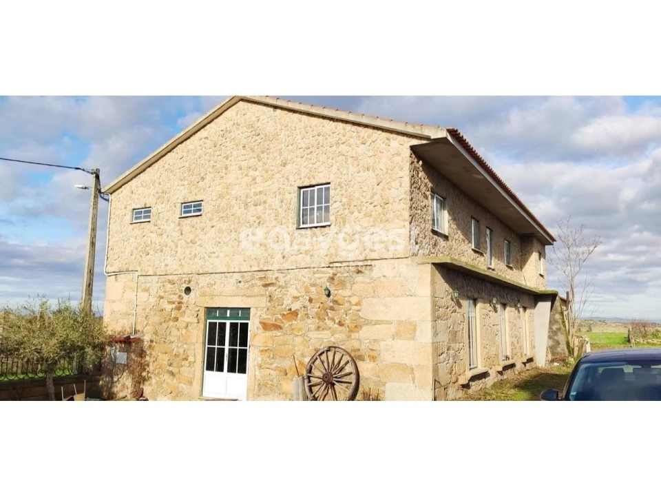 Moradia T11 para Venda em Escalhão Foto 29