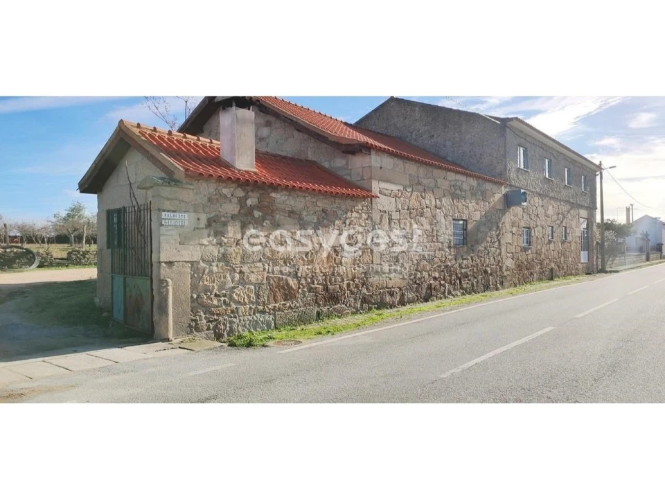 Moradia T11 para Venda em Escalhão Foto 33