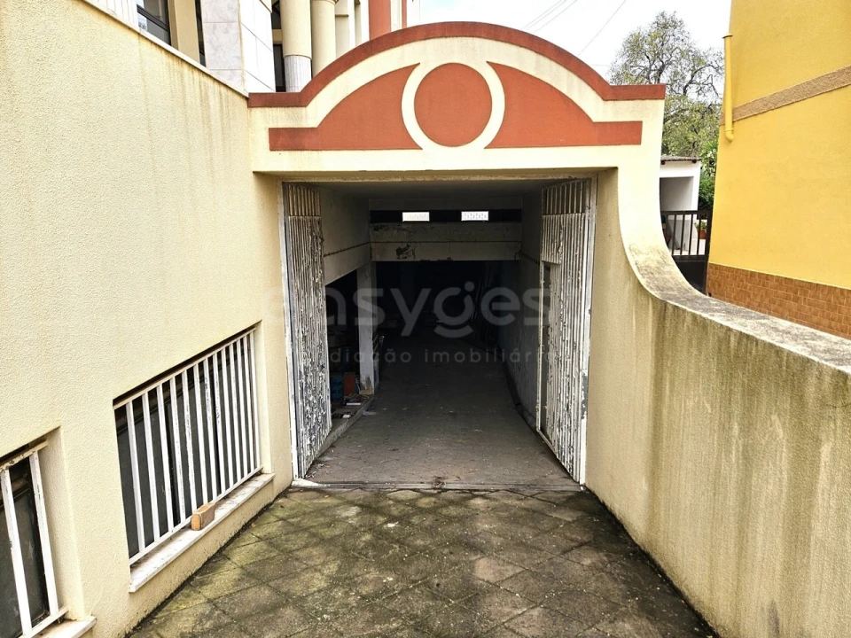 Armazém para Venda em Ferragudo Foto 1