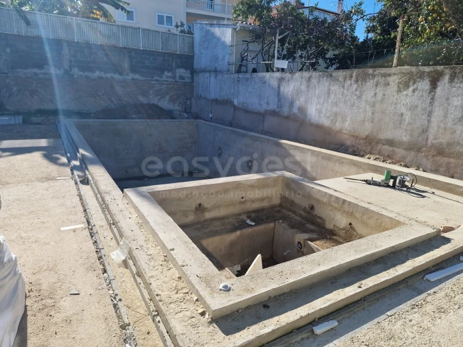 Moradia T5 para Venda em Corroios Foto 19