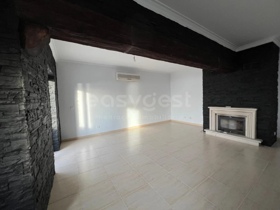 Apartamento T3 para Venda em Alcochete Foto 3