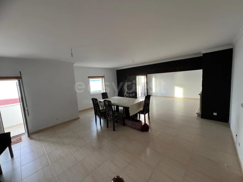 Apartamento T3 para Venda em Alcochete Foto 4