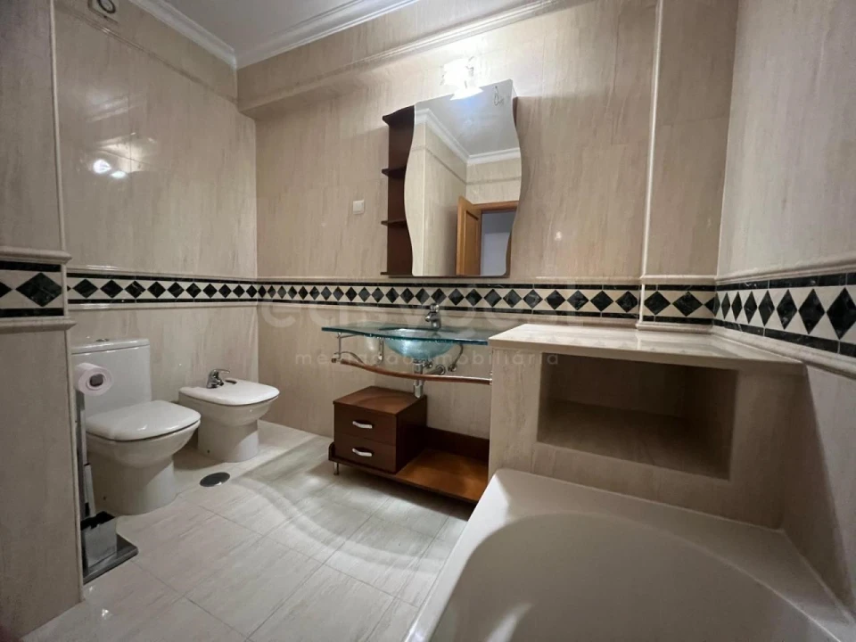 Apartamento T3 para Venda em Alcochete Foto 16