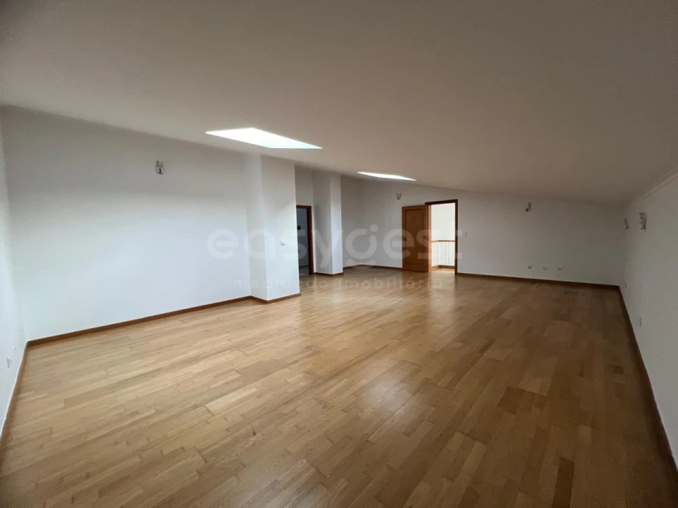 Apartamento T3 para Venda em Alcochete Foto 20