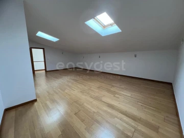 Apartamento T3 para Venda em Alcochete
