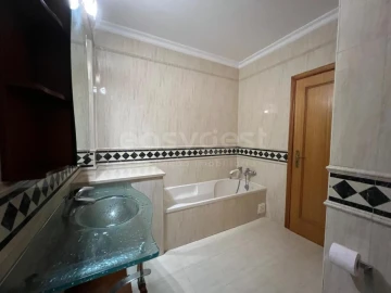 Apartamento T3 para Venda em Alcochete