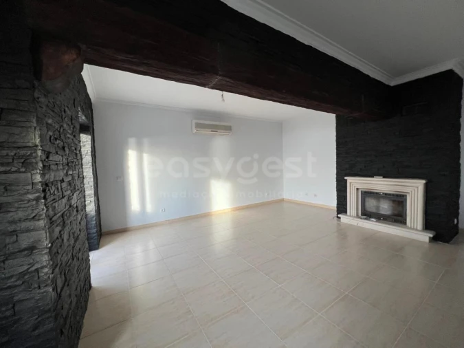 Apartamento T3 para Venda em Alcochete Foto 3