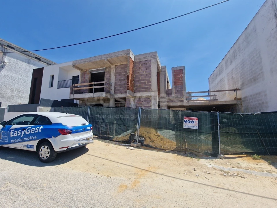 Quinta T4 para Venda em Charneca de Caparica e Sobreda Foto 16