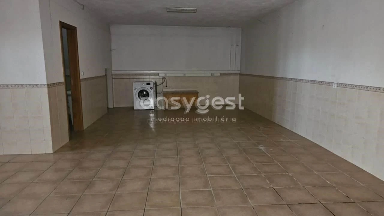 Moradia T4 para Venda em Leiria, Pousos, Barreira e Cortes Foto 5
