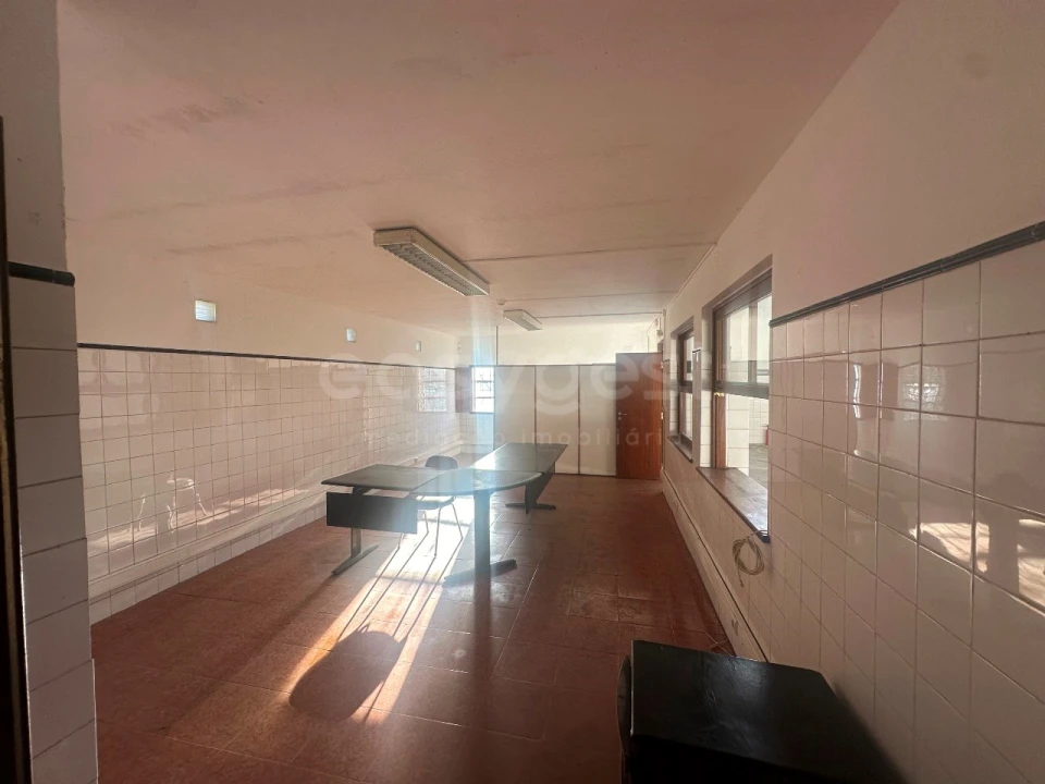 Armazém para Venda em Tornada e Salir do Porto Foto 7