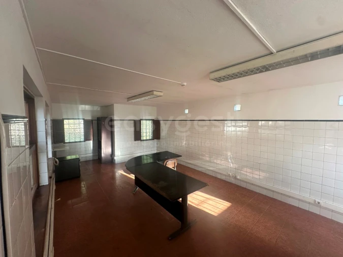 Armazém para Venda em Tornada e Salir do Porto Foto 6