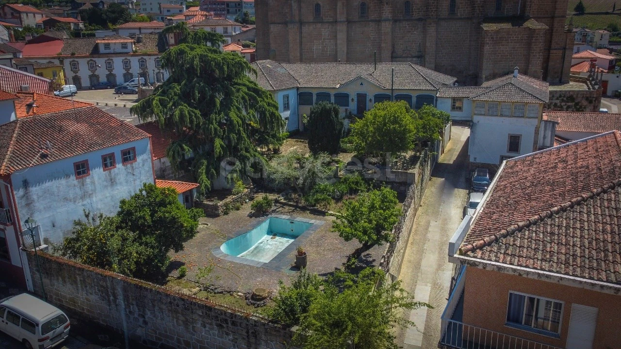 Moradia T7 para Venda em Urros e Peredo dos Castelhanos Foto 2