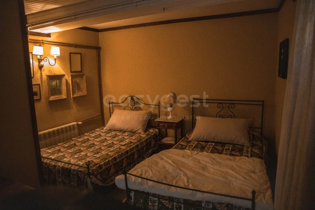 Moradia T7 para Venda em Urros e Peredo dos Castelhanos Foto 13