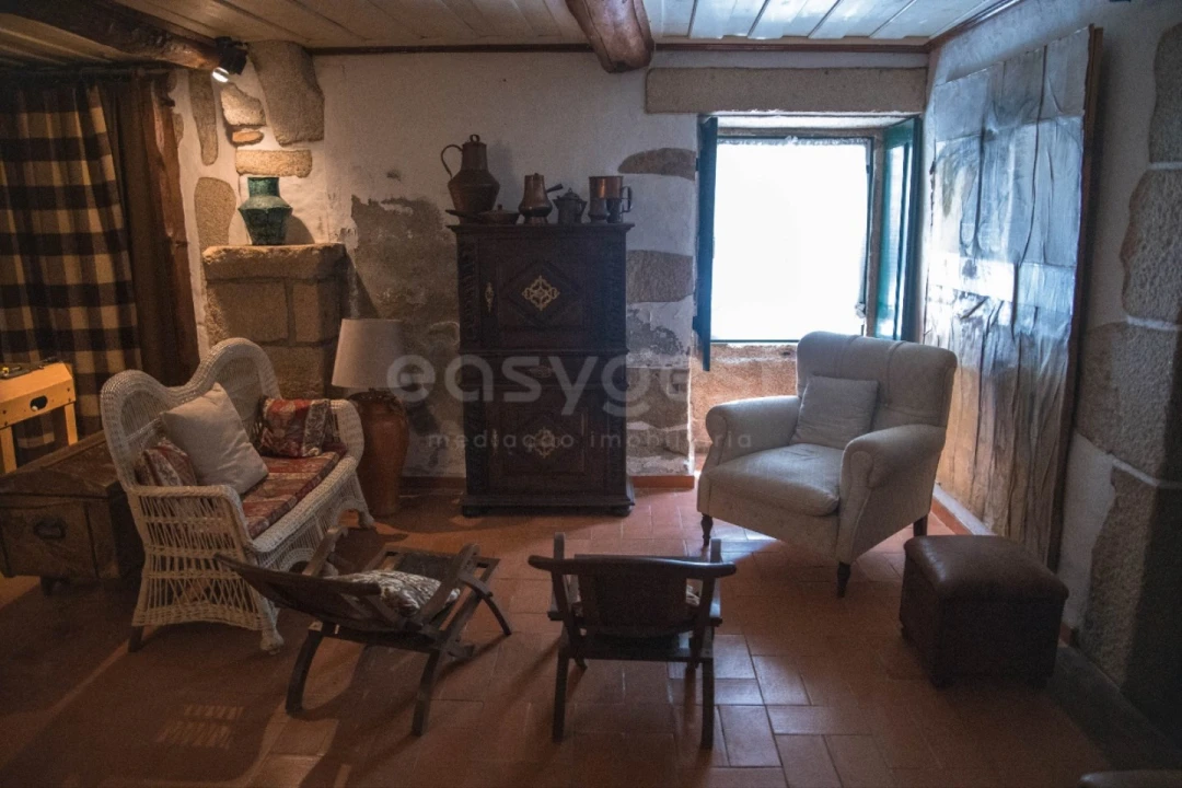 Moradia T7 para Venda em Urros e Peredo dos Castelhanos Foto 17