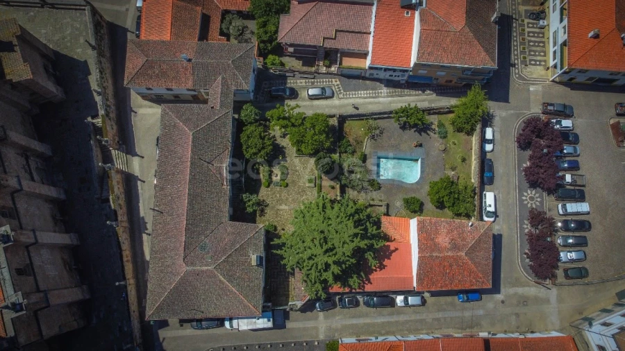 Moradia T7 para Venda em Urros e Peredo dos Castelhanos Foto 6