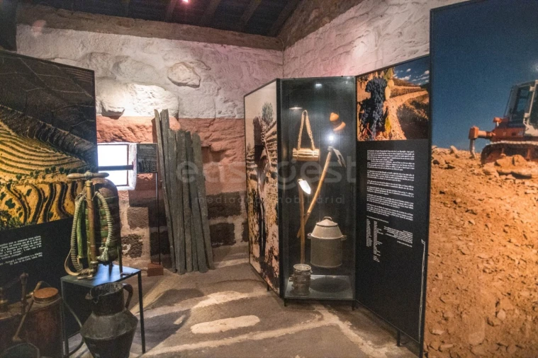 Moradia T7 para Venda em Urros e Peredo dos Castelhanos Foto 43