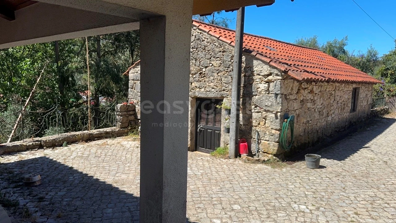 Moradia T4 para Venda em Aljubarrota Foto 3