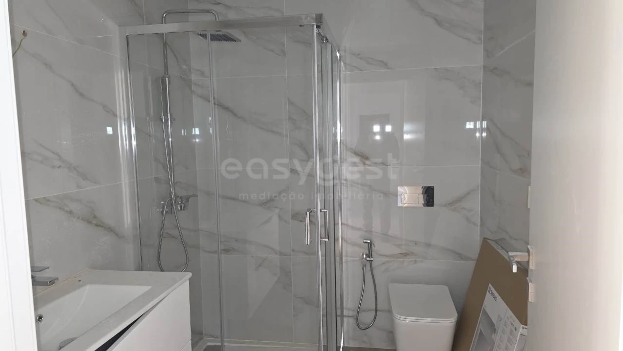 Apartamento T3 para Venda em Ramalhal Foto 12