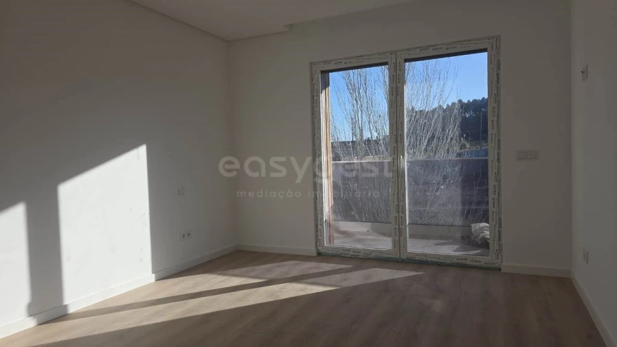 Apartamento T3 para Venda em Ramalhal Foto 9