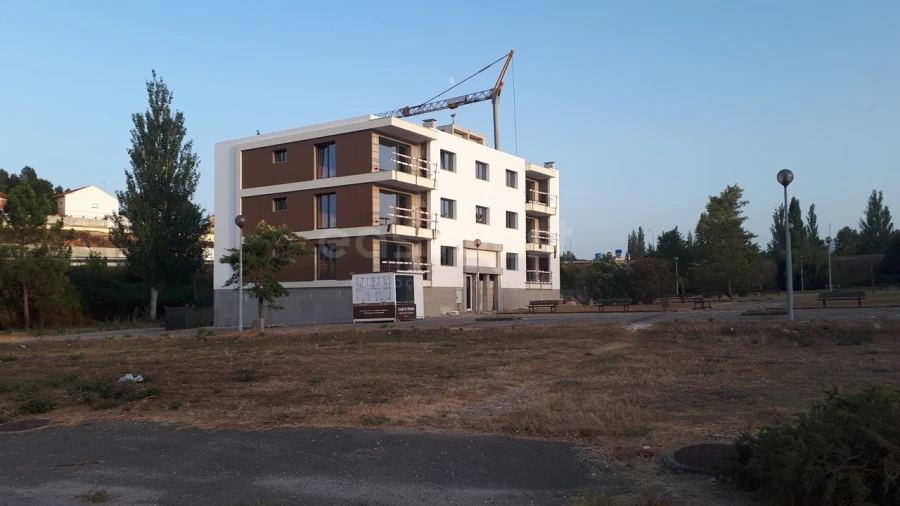 Apartamento T3 para Venda em Ramalhal Foto 5