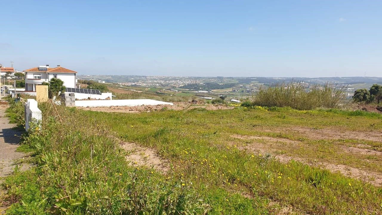 Terreno para Venda em Lourinhã e Atalaia Foto 3