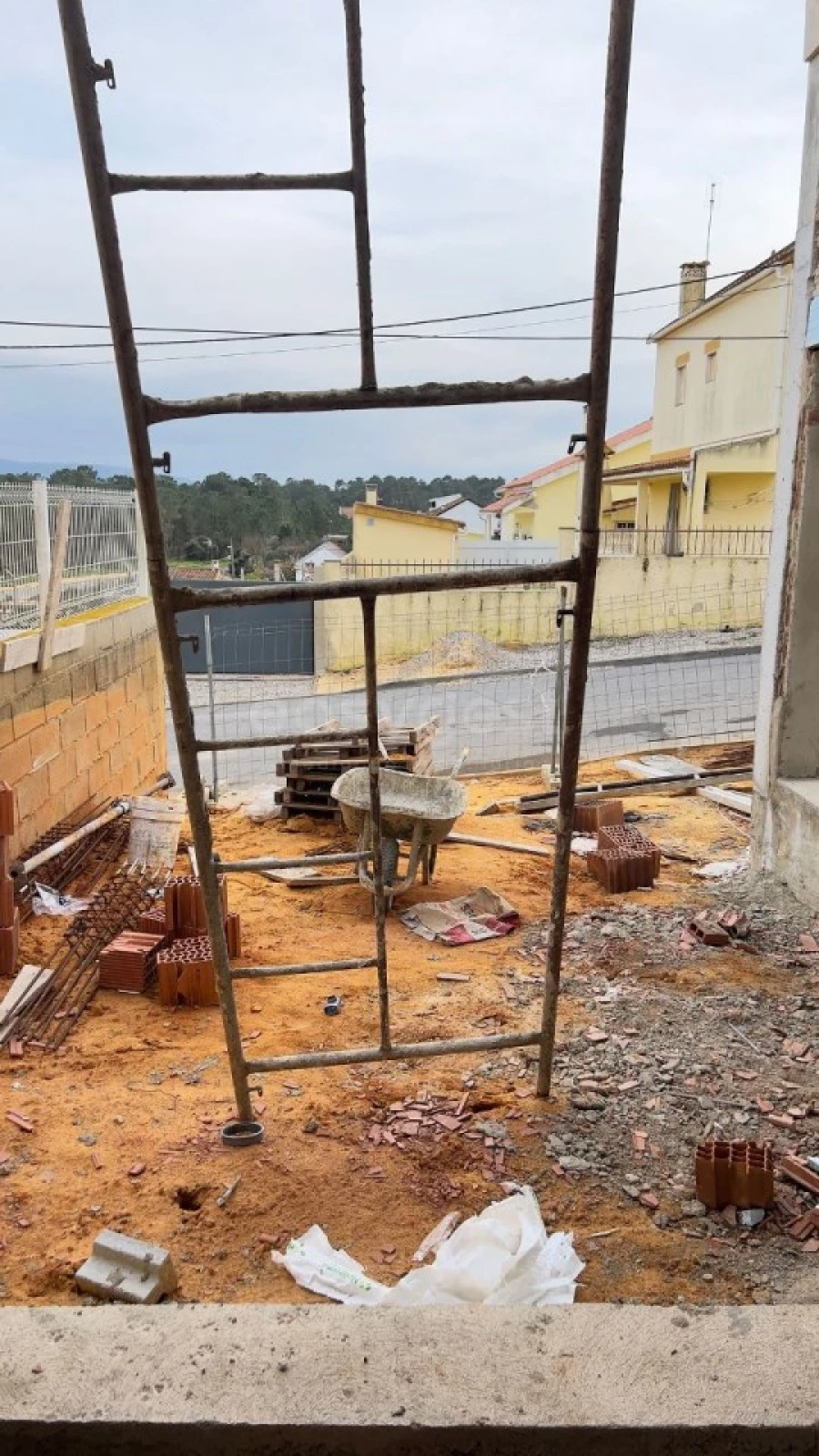 Moradia T3 para Venda em Fernao Ferro Foto 8