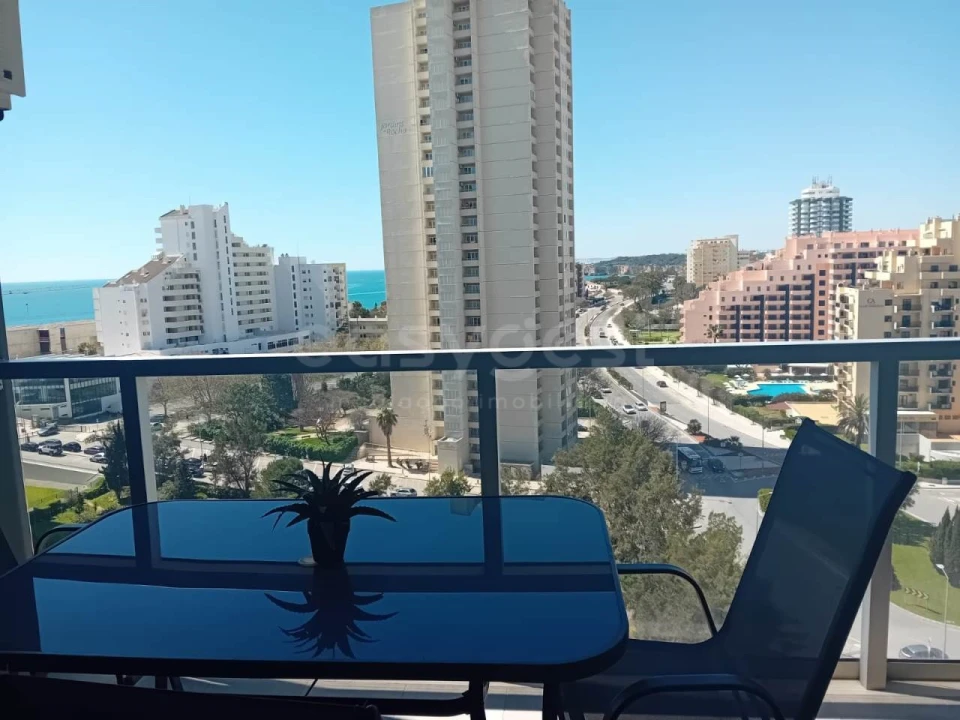 Apartamento T2 para Venda em Portimão Foto 4