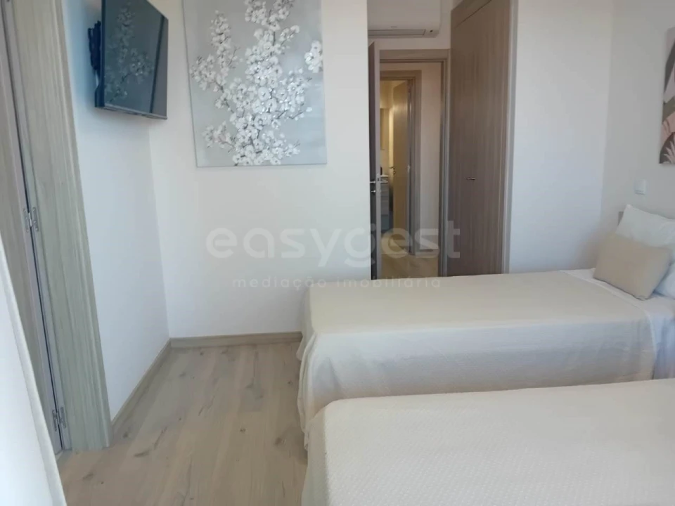 Apartamento T2 para Venda em Portimão Foto 17