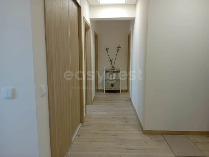 Apartamento T2 para Venda em Portimão Foto 6