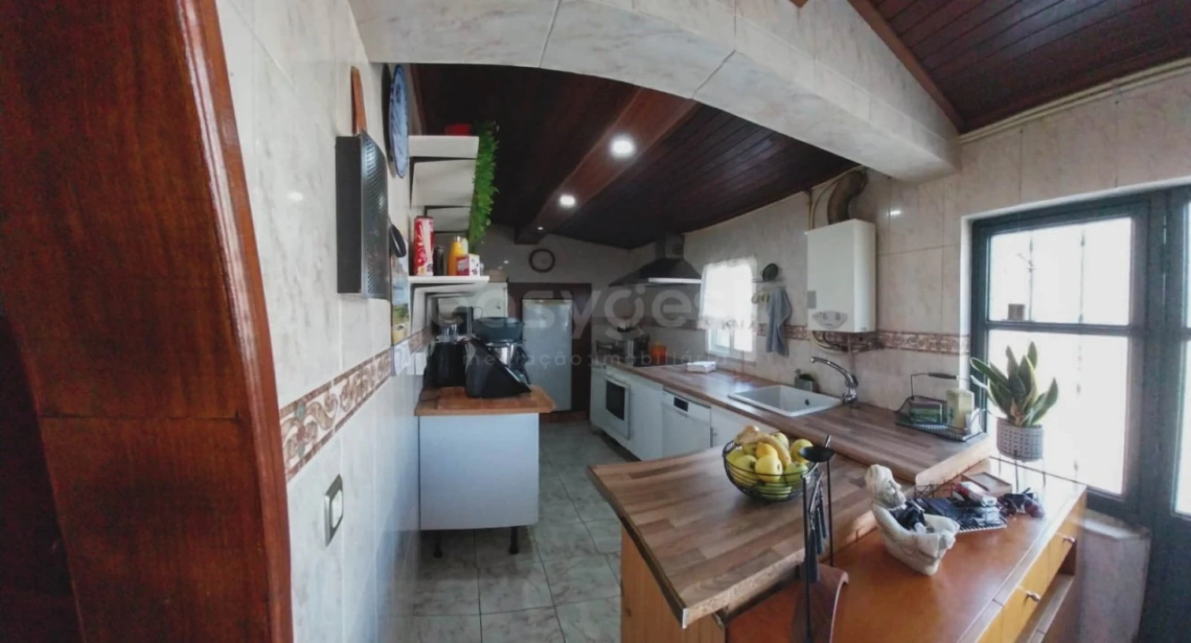 Moradia T3 para Venda em Horta da Vilariça Foto 4
