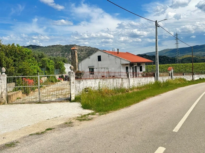 Moradia T3 para Venda em Horta da Vilariça